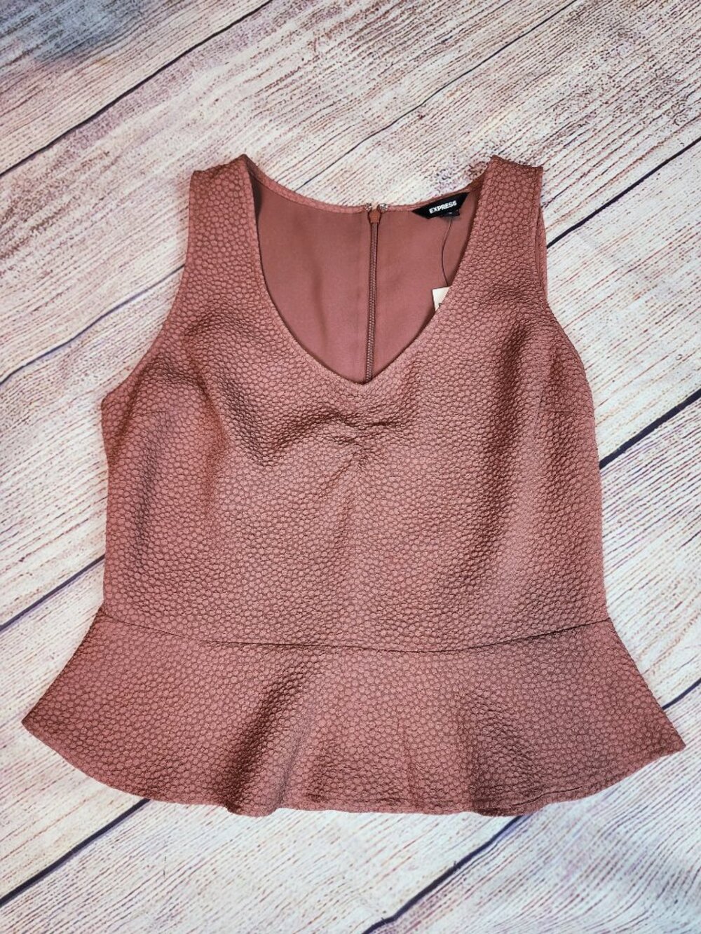 Express Peplum Sleeveless Blouse Office Career Dusty Rose Textured Chic Medium